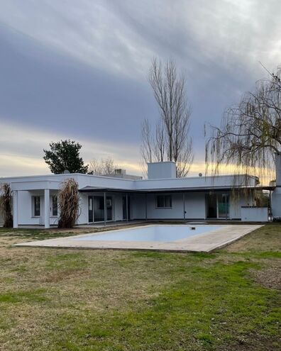 Casa con pileta