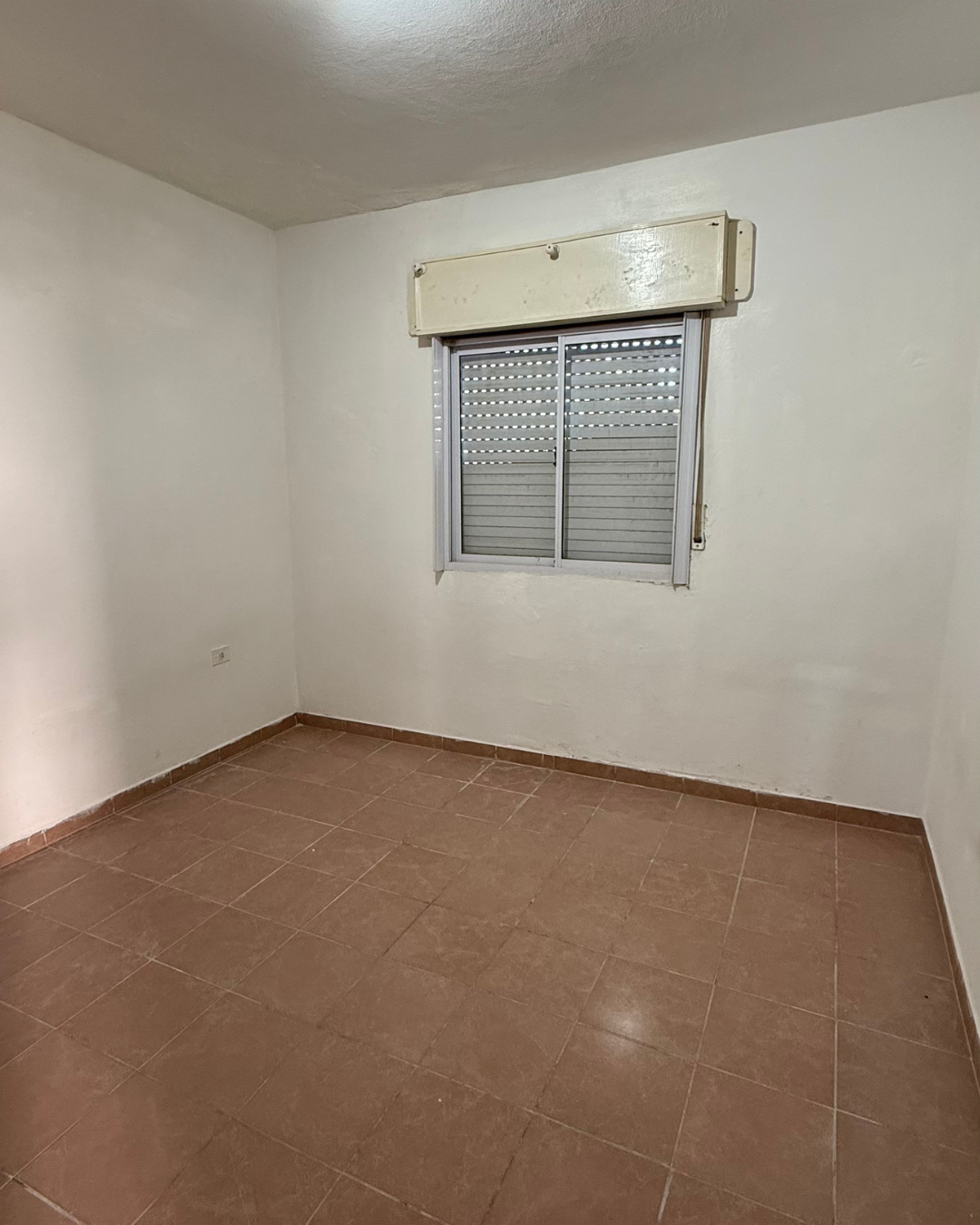 Casa + Galpón